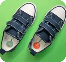 maxiadesivi personalizzati sulle scarpe