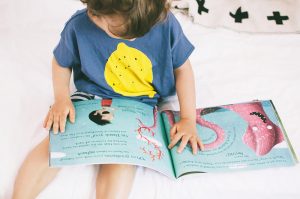 Aiuta il tuo bambino ad amare la lettura – vinci un libro!