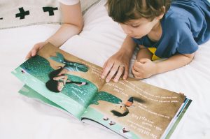 Aiuta il tuo bambino ad amare la lettura – vinci un libro!